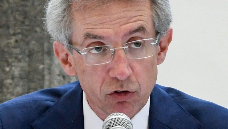 Napoli, botta e risposta tra Manfredi e De Giovanni. L'ex ministro: "Ma quale Cencelli, io sono il primo non politico"
