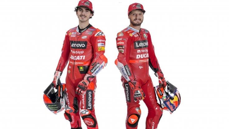 MotoGp, ecco la nuova Ducati. Bagnaia: "Punto al titolo".  Domenicali: "L'esperienza dello scorso anno ci servirà"