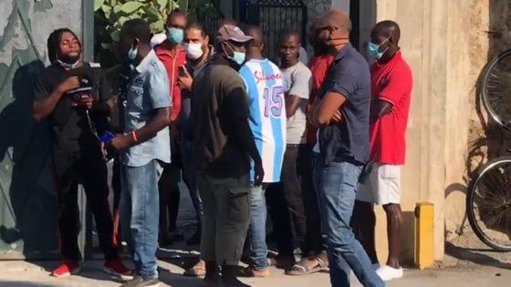  Migranti, positivi Covid in un centro nel Sannio, trasferiti 