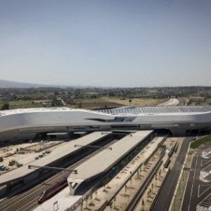 Muore nella stazione Tav di Afragola, "Manca il defribillatore"