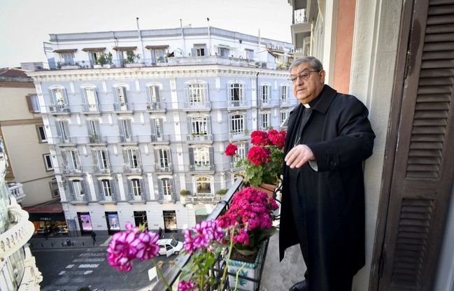 La visita del cardinale Sepe alla redazione di Repubblica Napoli