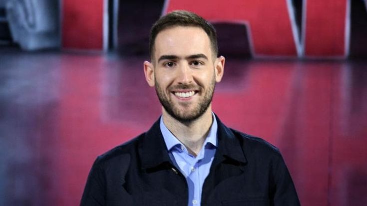 Jacopo Veneziani: “Porto l’arte sui social, ma volevo essere Alberto Angela”