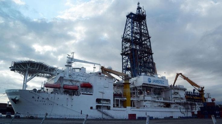 Il Giappone ha estratto terre rare a 6 mila metri sotto il mare: “Impresa mai tentata da nessuno”