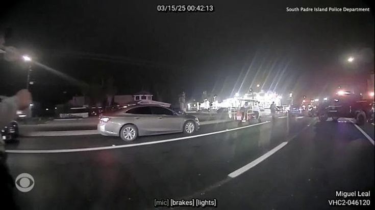 I nuovi video che inchiodano l’Ice, un anno fa un agente uccise un giovane