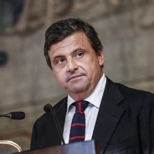 Calenda a Circo Massimo: "Serve politica economica seria, Fi e M5S mettono a rischio il Paese"