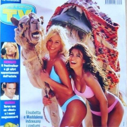 Striscia la Notizia, amarcord veline. E Canalis su Instagram: "Ecco com'eravamo"