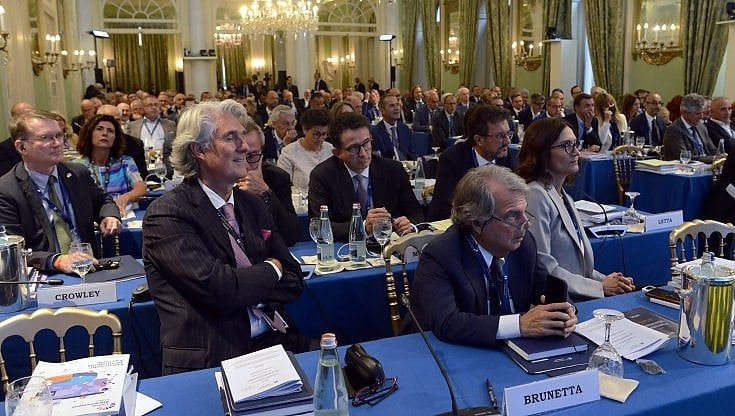 Elezioni 2022, Cernobbio tiepida non si schiera: “Chi vince sostenga la crescita”