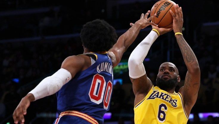 Nba, LeBron James rialza i Lakers. Miami batte Philadelphia
