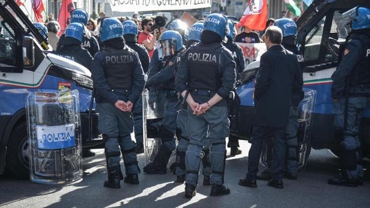 “Meloni dimettiti”, allerta per il corteo No Kings: 15mila in piazza dalla Cgil ad Askatasuna