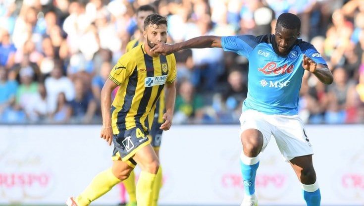 Napoli, il biglietto da visita di Ndombele: subito in gol nel test con la Juve Stabia