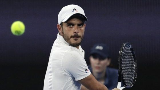 Tennis, Fabbiano agli ottavi a Eastbourne. Sonego ok in Turchia