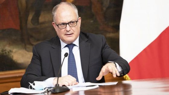 Def, il governo lavora alle nuove stime: dal 2021 debito in calo e rimbalzo del Pil tra il 4 e il 6 per cento
