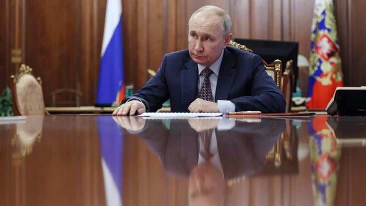 Mosca fa mea culpa: sciogliere le milizie private non è più un tabù