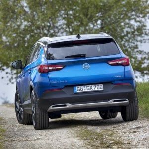 Sfida Opel, il terzo Suv è servito