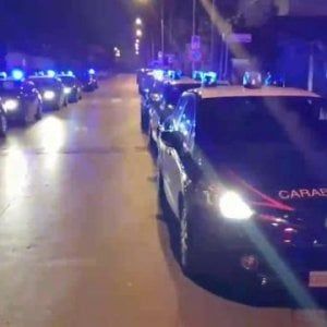 Camorra, racket e droga: blitz contro il clan “Fabbrocino”, 11 arresti