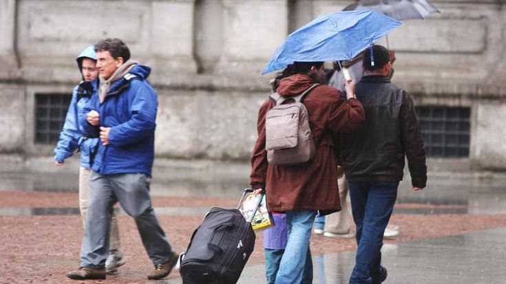Previsioni meteo, per Pasqua e Pasquetta Italia divisa in due: al Nord tempo instabile, al Sud sole e caldo