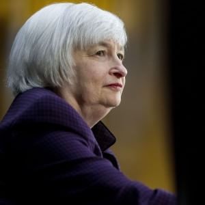 Le Borse faticano nel giorno della Fed, lo spread sopra 110