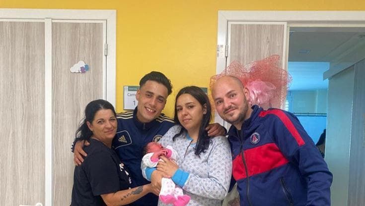 "Nonni a 35 anni, siamo i più giovani d’Italia. E io vengo spesso scambiato per il papà”