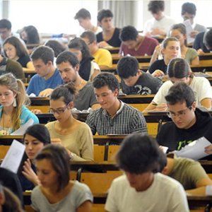 L’Orientale per gli stranieri rifugiati, corsi di laurea con borse di studio per conseguire lauree triennali 