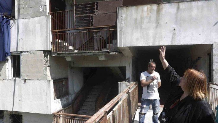 Il fotografo Renna: "Quella volta con Letizia Battaglia a Scampia"