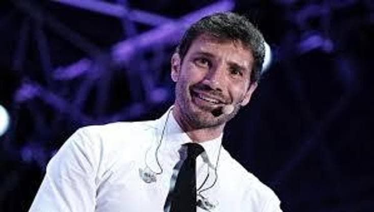 De Martino, Sanremo e la Rai che sacrifica gli ascolti della rete ammiraglia