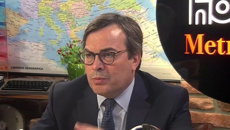 Siamo in bolletta? Tutti per il decreto contro il caro energia, solo Meloni per i blocchi navali. Ospiti: Amendola, Crosetto e De Santoli. Con Di Feo, Mattera, Molinari e Moual.