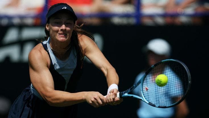 Un’anguria pro Pal sulle corde: così Sonmez aggira il divieto di Wimbledon