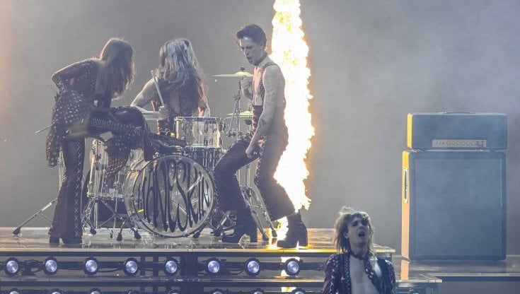 Eurovision, Islanda in quarantena per Covid. Band in gara con il video delle prove