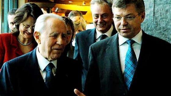 Ex premier norvegese fermato a Washington: aveva un visto iraniano