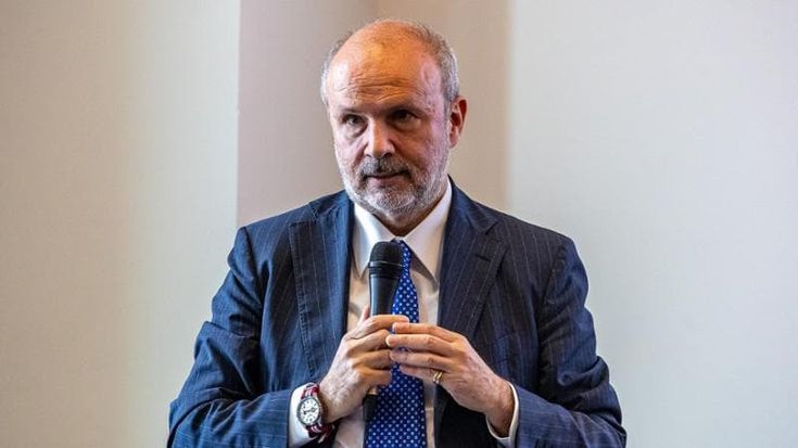 Liste di attesa, stop al decreto, sarà disegno di legge. Dietrofront del governo, che intanto annuncia: “Visite ed esami anche nei weekend”