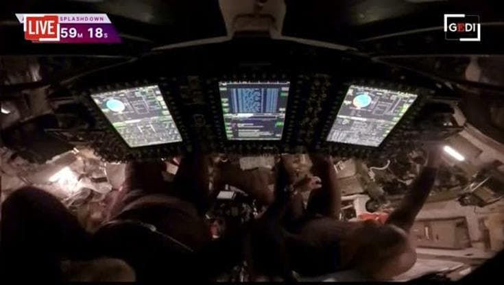 Artemis II, la navetta Orion rientrata a casa. In diretta tutte le fasi