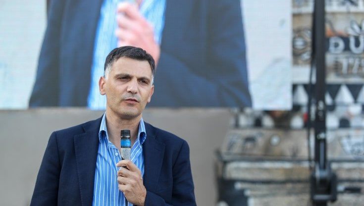 Il segretario del Pd Barbagallo: "Guardiamo avanti, Orlando è una pagina archiviata"