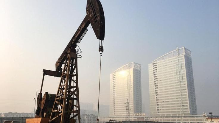 Il boomerang del calo del petrolio: “A 60 dollari gli Usa ci perdono”
