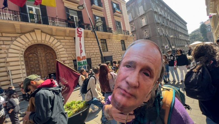 Napoli si riprende la politica