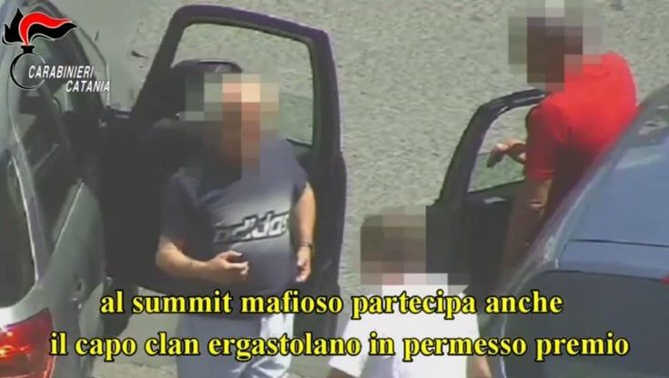 Mafia a Catania, disarticolati due clan: in manette 40 tra boss e affiliati. Il cavalier Condorelli denuncia l'estorsione