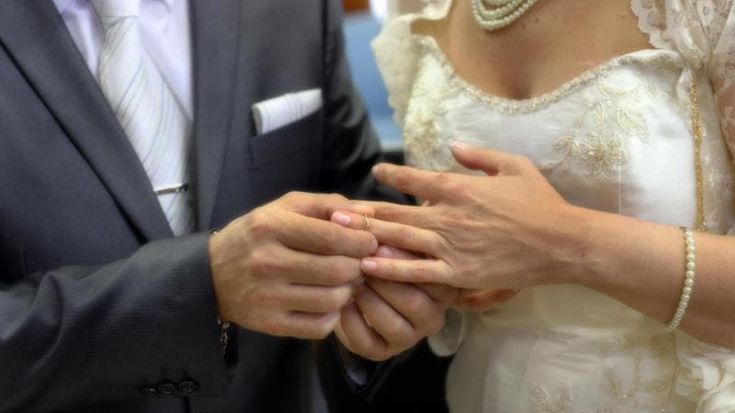 “Prometto di amarti, ma...”: il corso prematrimoniale laico, con avvocati e psicologi