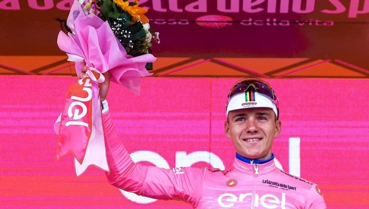 Materasso speciale, snack e bevande: tutti i segreti di Remco Evenepoel