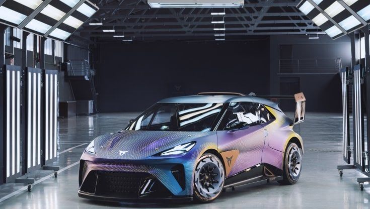 Sorpresa Cupra, il nuovo design dell'elettrica racing 
