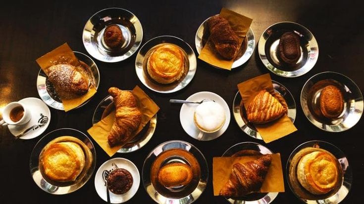 “Assassina” da asporto, gyoza di Nutella o cheesecake basca: i piatti cult delle ultime aperture