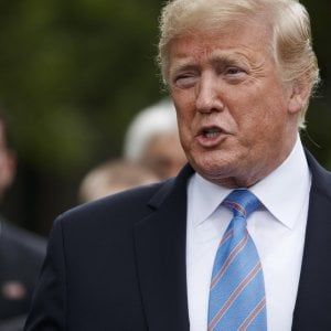 Borse positive nonostante le minacce di Trump alla Cina. Spread sotto 260