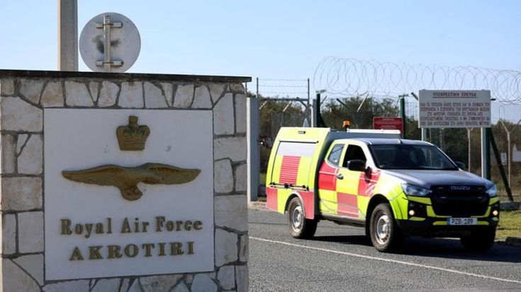 Il caso delle basi britanniche a Cipro: “Sono un retaggio coloniale”. E valuta lo “sfratto”