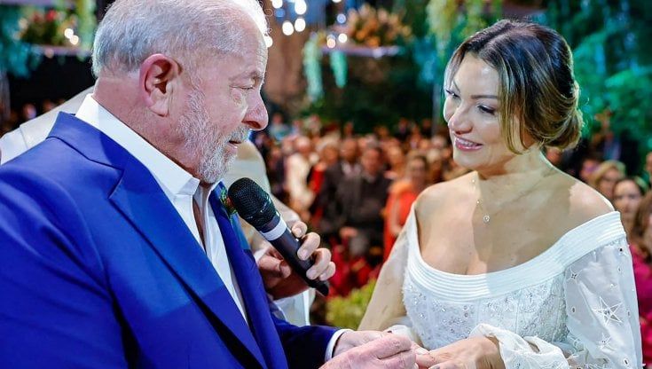 Brasile, l'ex presidente Lula si sposa per la terza volta