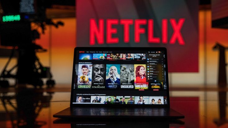 Netflix: a noi gli occhi, please