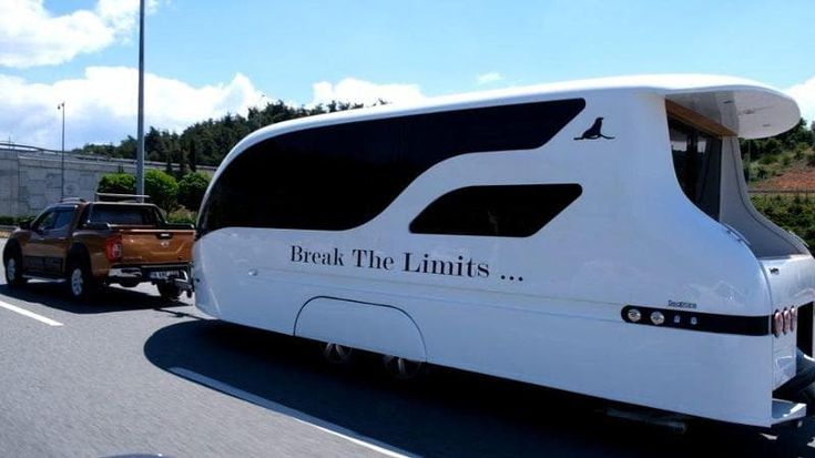 Sealvans, la roulotte anfibia che diventa uno Yacht