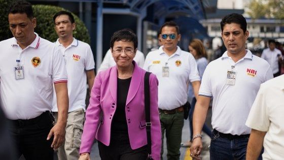 Filippine, la giornalista che sfida Duterte: "Lottiamo contro la dittatura"