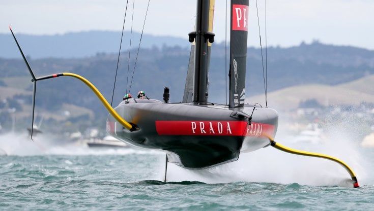 Prada chiude il 2020 con un utile operativo di 20 milioni e vede rosa dopo la pandemia