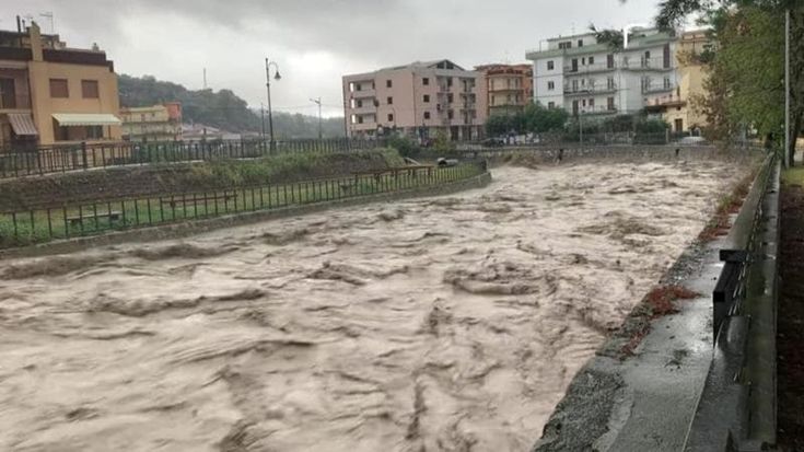Matera, il paradosso della doppia emergenza: fiumi e torrenti esondano ma il governo manda i soldi per la siccità