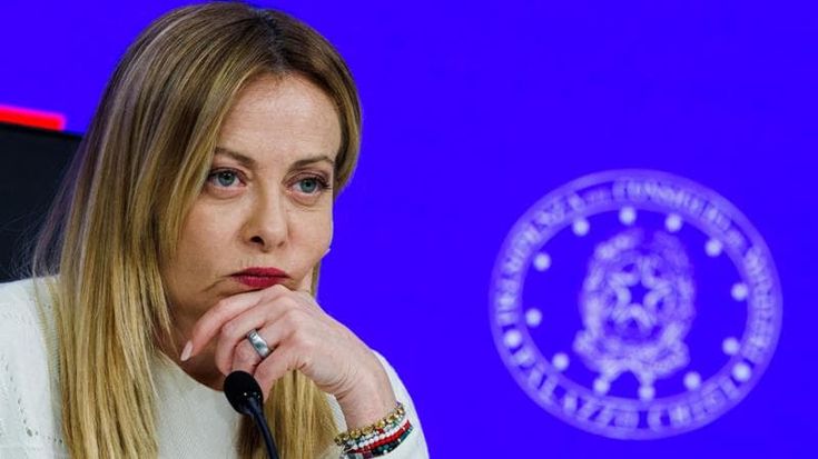 Sondaggi politici, il governo non piace più agli italiani. Il campo largo vincerebbe le elezioni