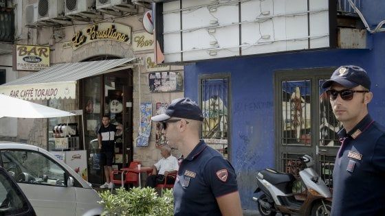 Camorra: ancora spari al rione Sanità.  De Magistris: "Situazione intollerabile" 