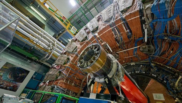 Riscaldare le case con l’energia del più grande acceleratore di particelle del mondo